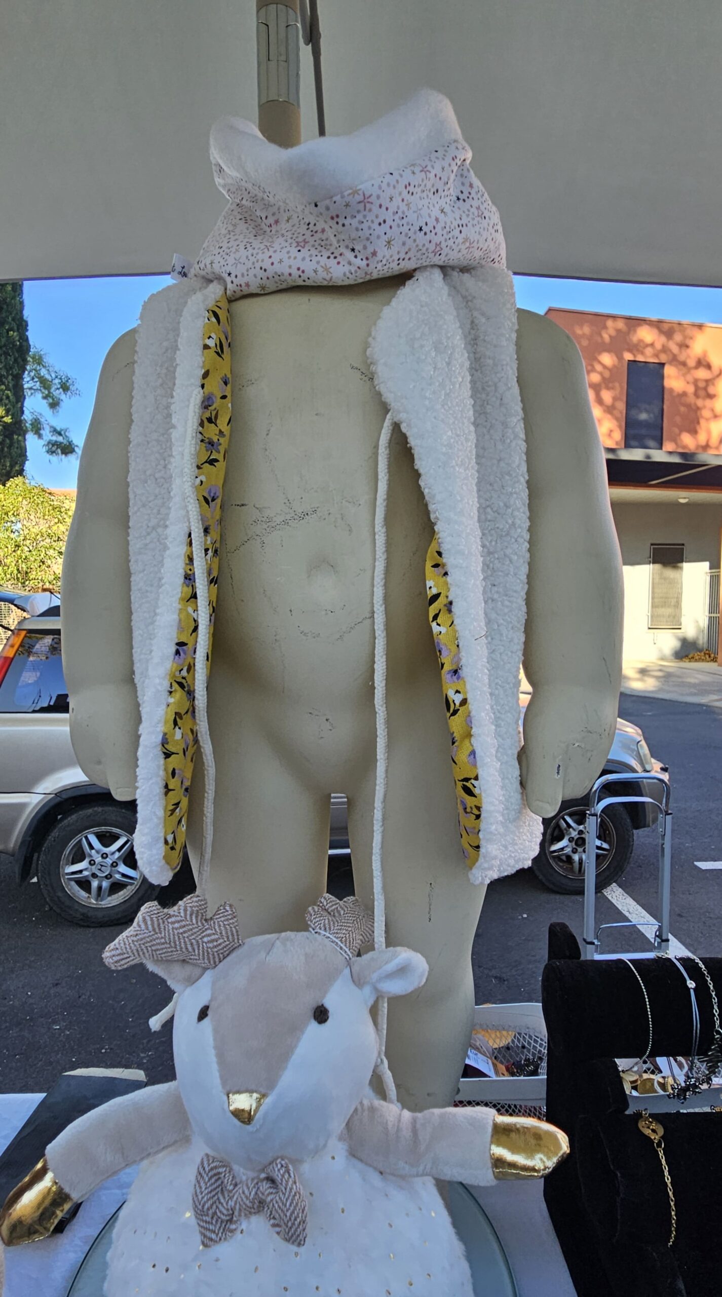 Gilet de berger " blanc et fleuri" – Image 5